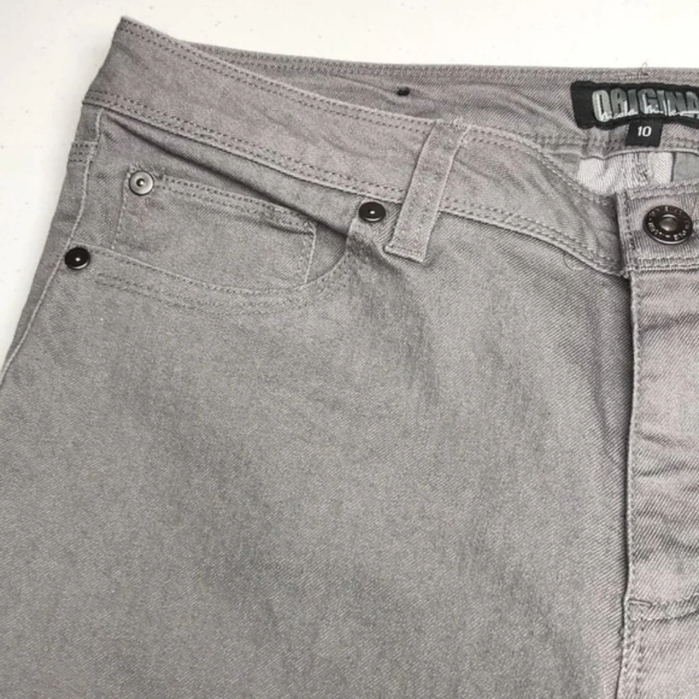 LIKE NEW NICOLE MILLER GRAY ORIGINAL STRAIGHT JEANS 10/30x32 ⭐️